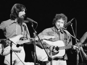 george-harrison-and-bob-dylan-during-the-concert-for-bangladesh-at-madison-square-garden