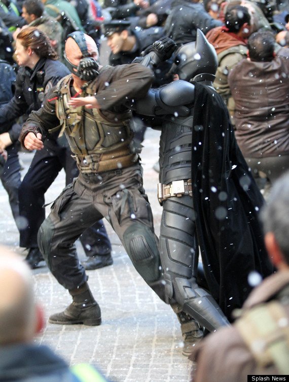 Rises NY batman vs bane wall street battle 05
