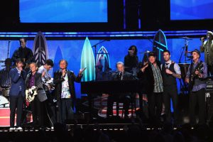 beachboys plays on grammy 2012