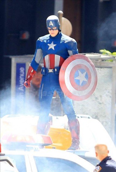 Avengers spl306684_006wm900377x560