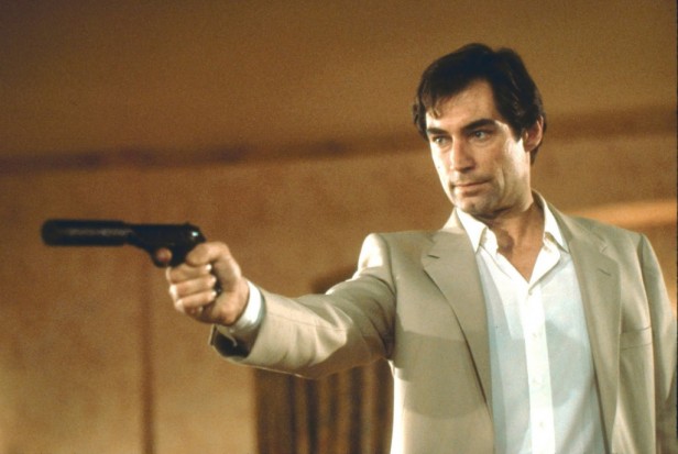 007 timothy dalton in living the daylights