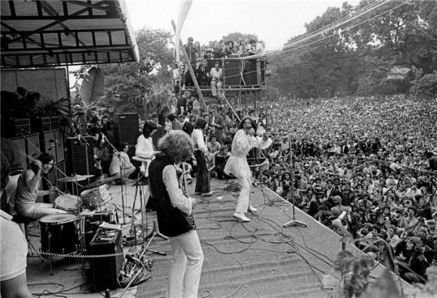Taylor (em primeiro plano), com os Rolling Stones no Hyde Park em 1969: show histórico.