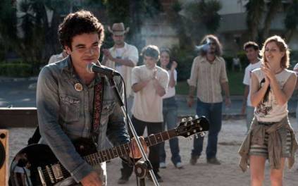 Cenas musicais como vídeoclipe.