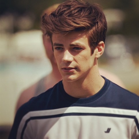 Grant Gustin é o novo Flash.