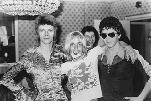Trinca forte dos anos 1970: David Bowie, Iggy Pop e Lou Reed. Criadores do rock alternativo.