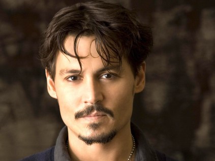 Johnny Depp pode ser o Dr. Estranho.