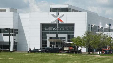 A sede da LexCorp: empresa cool. 