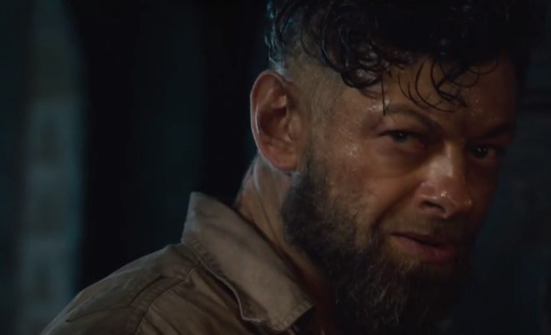 Andy Serquis como Ullysses Klaue. De volta.