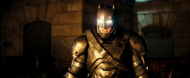 Um Batman furioso e sombrio no filme. 