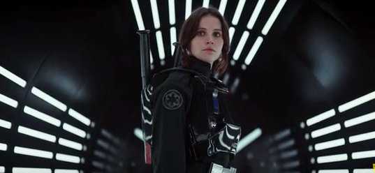 Felicity Jones, a protagonista de Rogue One: mistério.