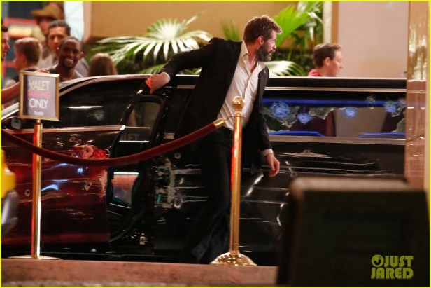 Wolverine e a limo cheia de balas.