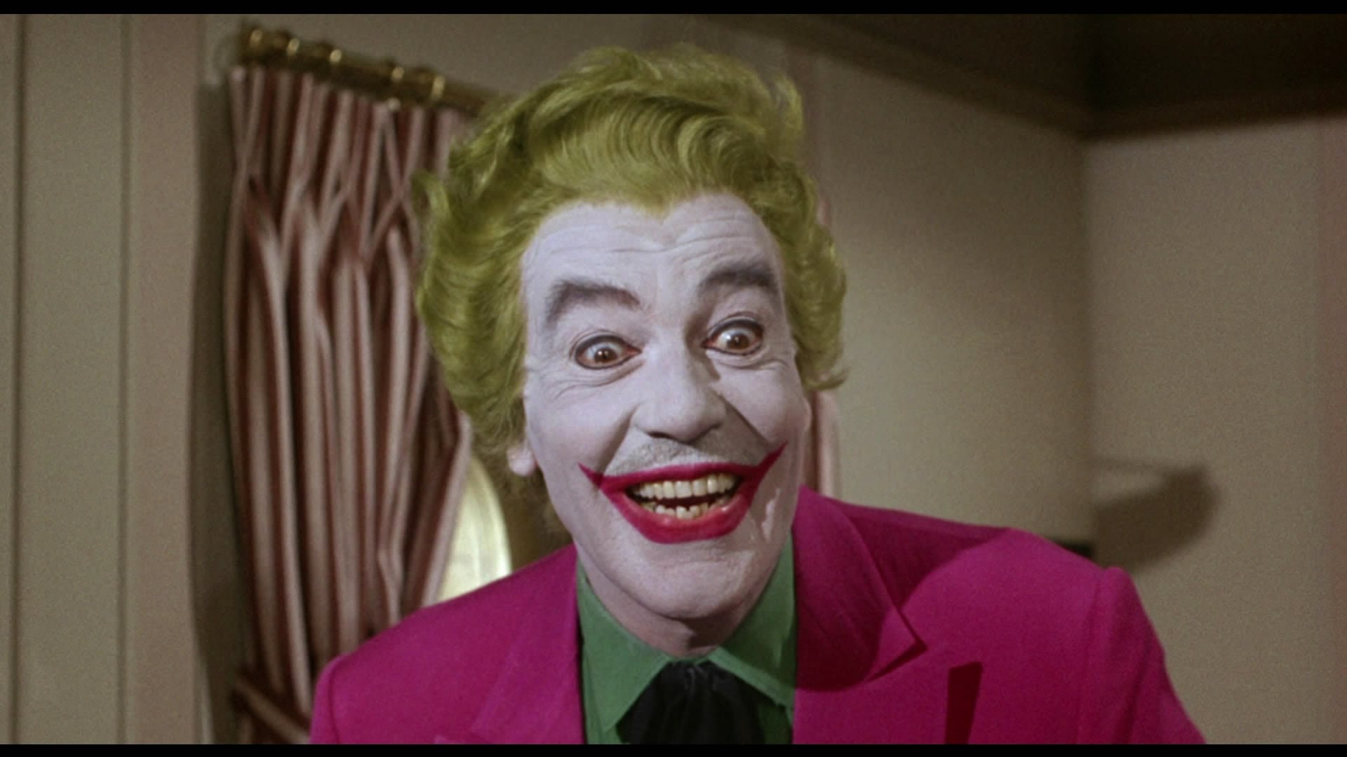 O Coringa vivido por Cesar Romero, em 1966.