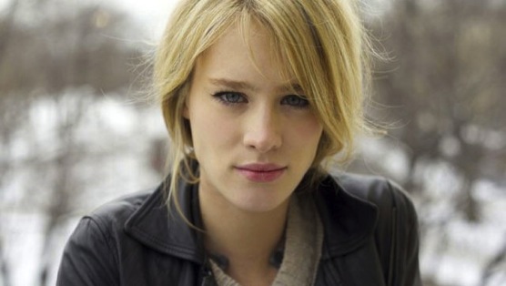 MacKenzie Davis: Dominó?