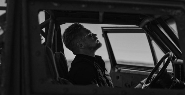 Primeira imagem de Boyd Holbrook como Donald Pierce, o vilão do filme. 