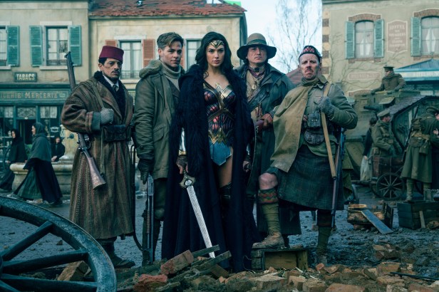 wonder woman movie the war team