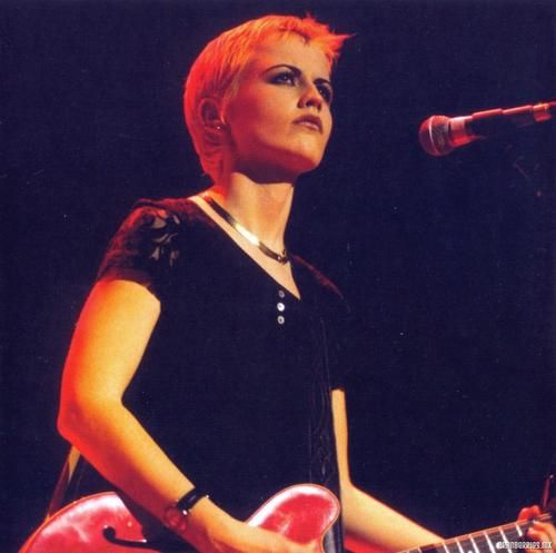 dolores-cranberries