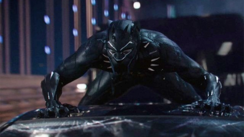 black-panther-trailer screenshot top of the car