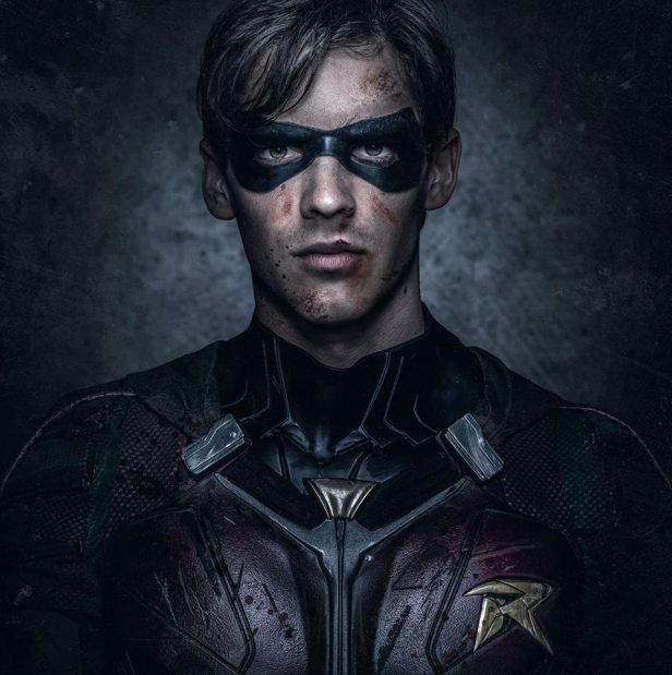 titans TV robin face